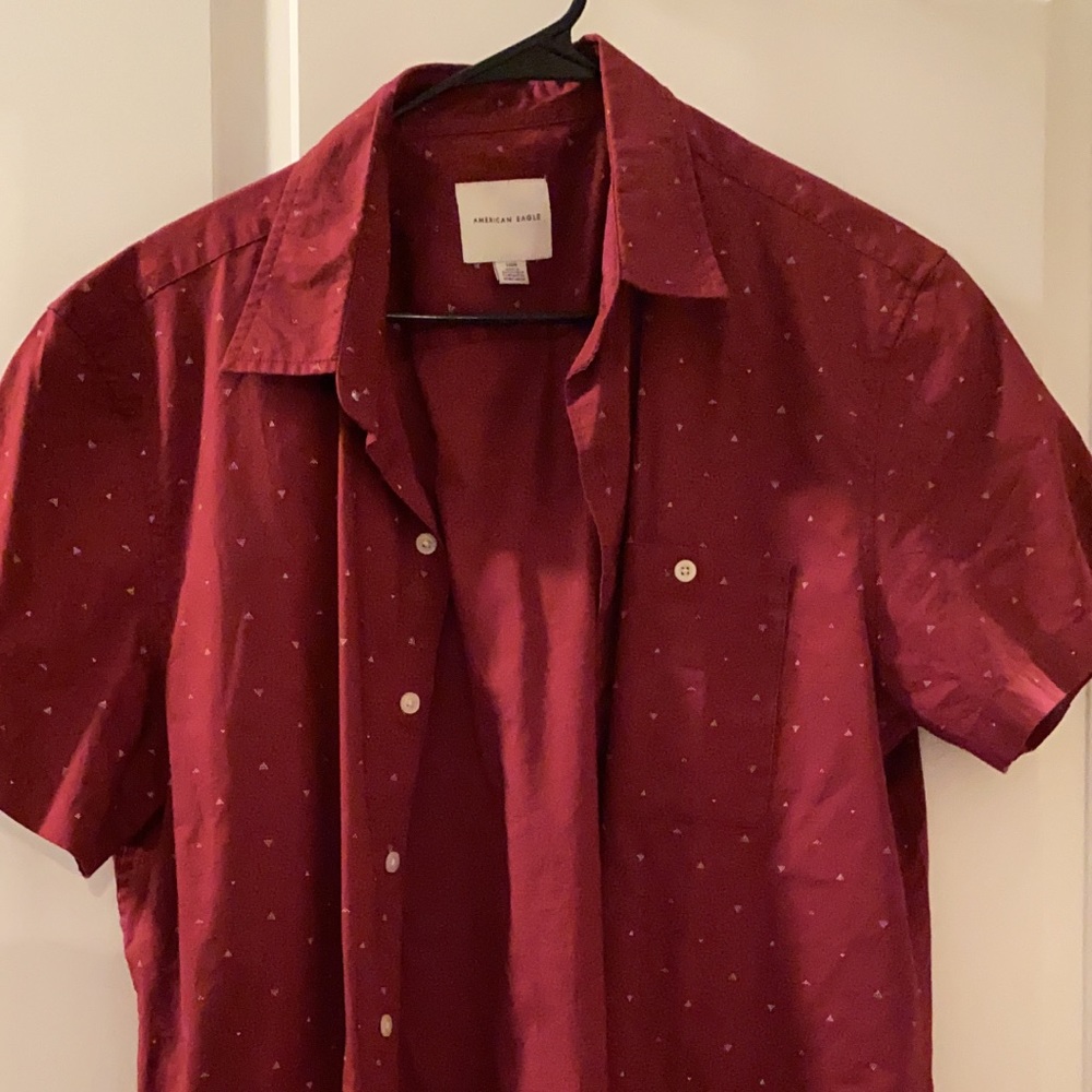 Short sleeve button down